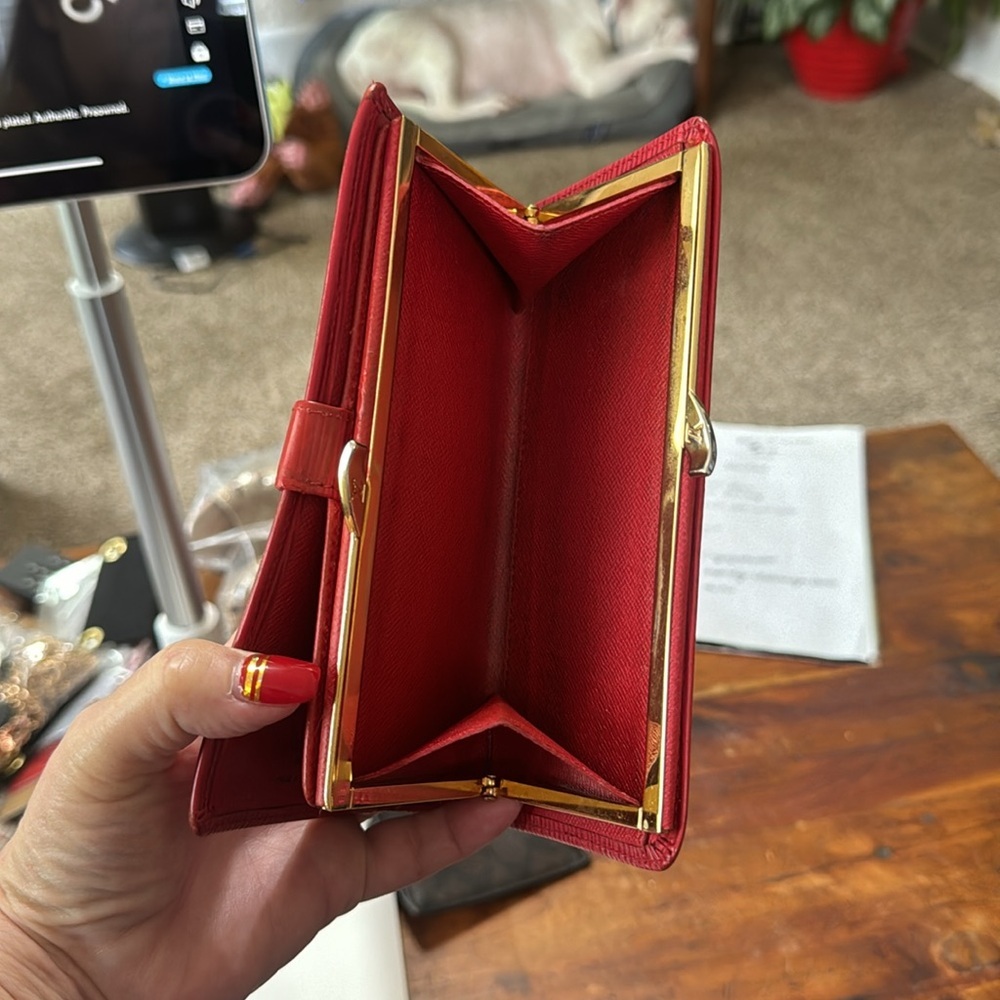 Louis Vuitton Red Epi Kisslock Long Wallet - Picture 6 of 7